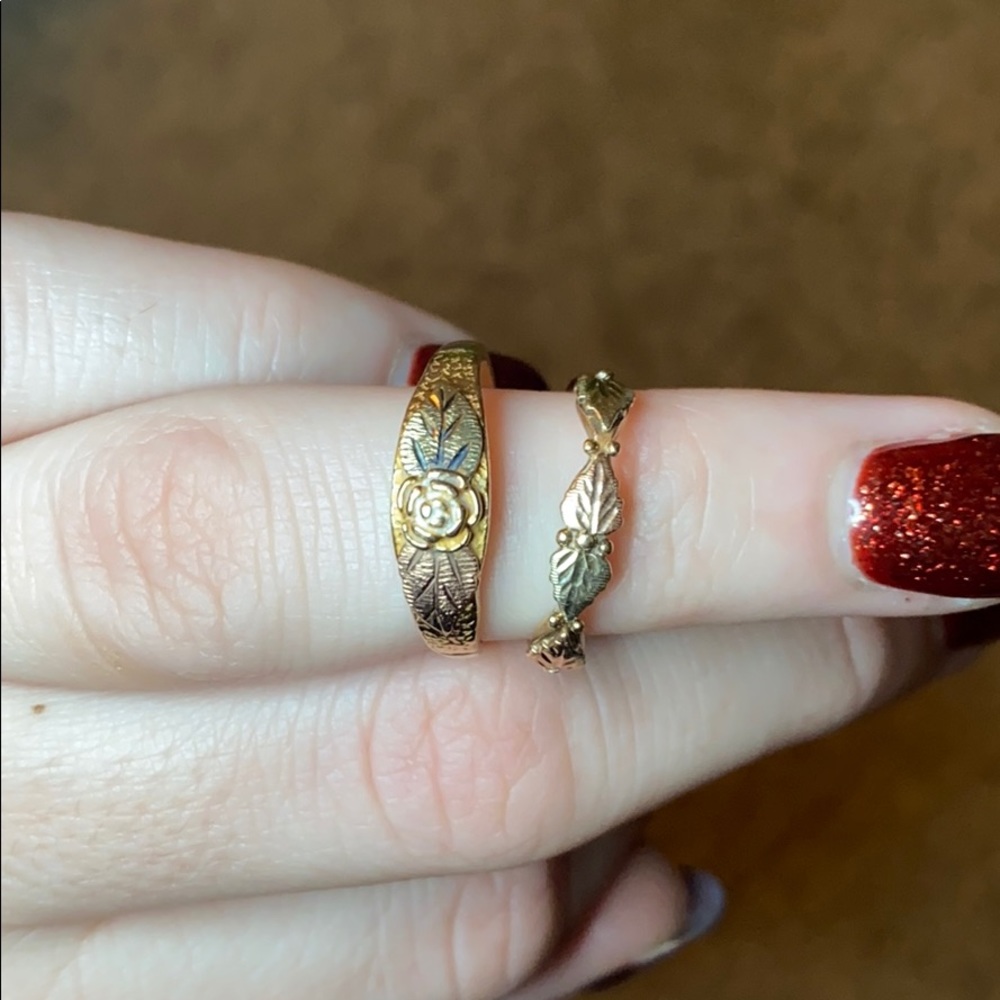 Platted rings
